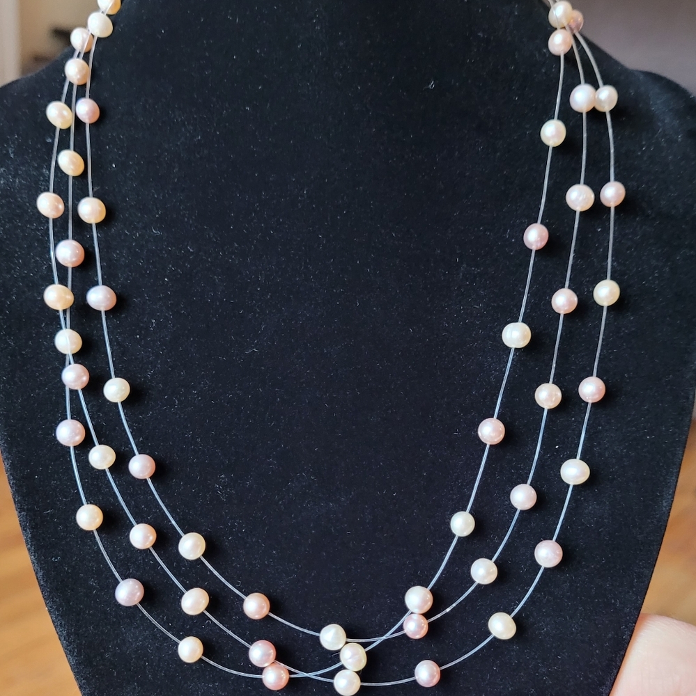 Genuine Floating Pearl Necklace